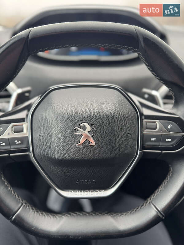 Позашляховик / Кросовер Peugeot 3008 2017 в Рівному