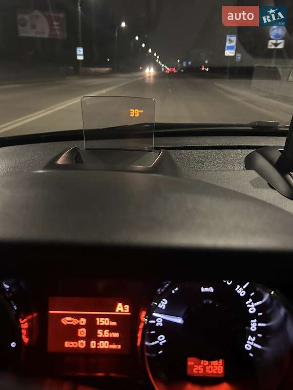 Внедорожник / Кроссовер Peugeot 3008 2012 в Ровно