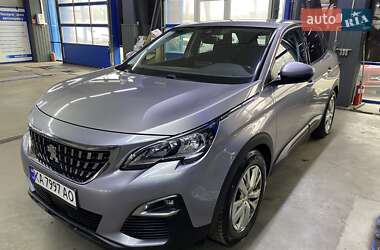 Внедорожник / Кроссовер Peugeot 3008 2017 в Киеве