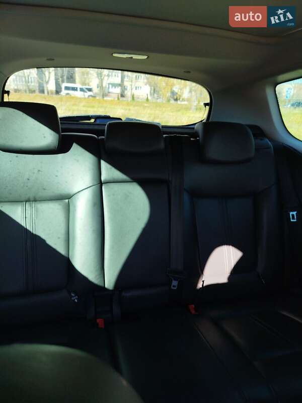 Позашляховик / Кросовер Peugeot 3008 2009 в Долині