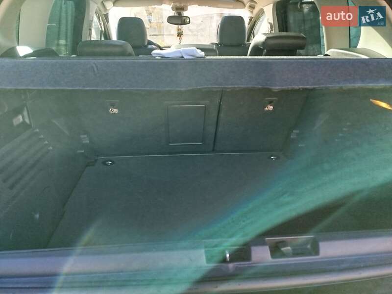 Позашляховик / Кросовер Peugeot 3008 2009 в Долині