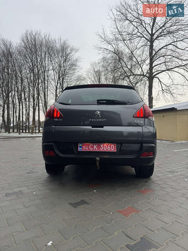 Позашляховик / Кросовер Peugeot 3008 2015 в Калуші