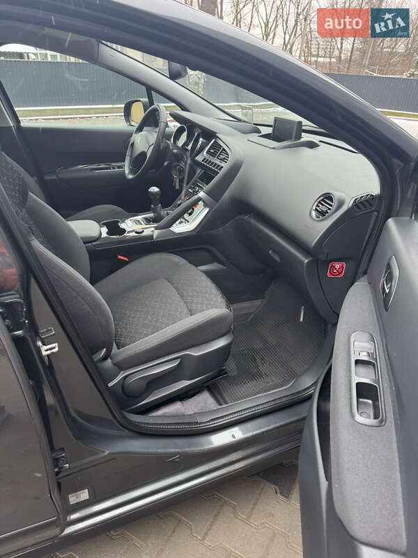 Позашляховик / Кросовер Peugeot 3008 2015 в Калуші