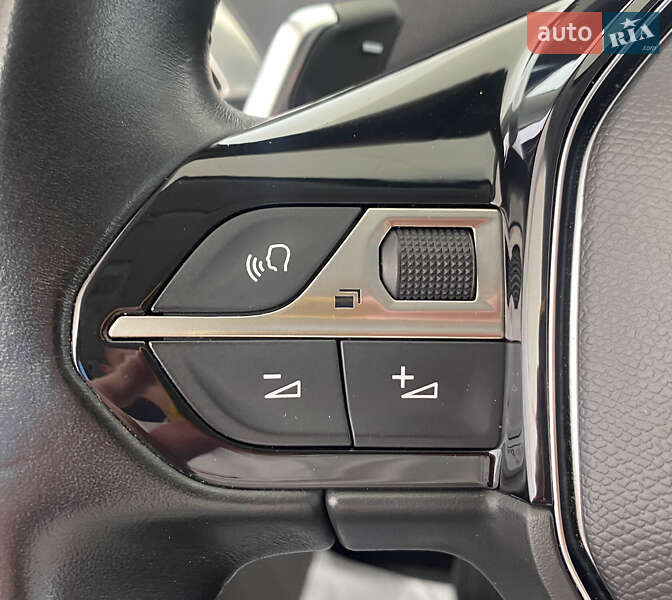 Позашляховик / Кросовер Peugeot 3008 2020 в Львові