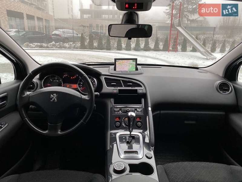 Позашляховик / Кросовер Peugeot 3008 2015 в Львові