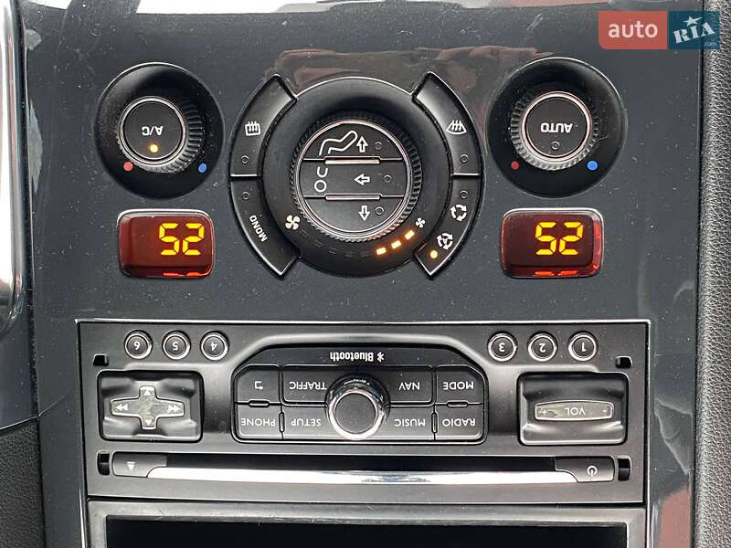 Позашляховик / Кросовер Peugeot 3008 2015 в Львові