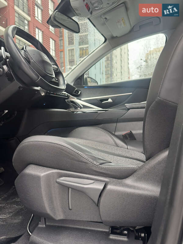 Внедорожник / Кроссовер Peugeot 3008 2017 в Львове фото 9 Внедорожник / Кроссовер Peugeot 3008 2017 в Львове