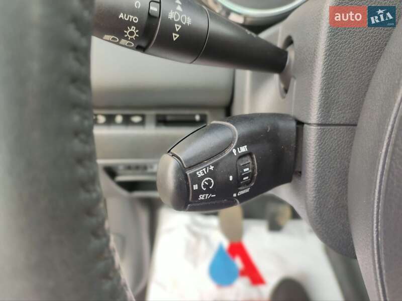 Позашляховик / Кросовер Peugeot 3008 2013 в Тернополі