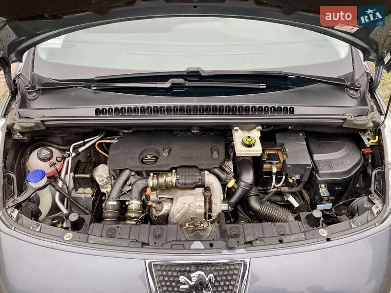 Внедорожник / Кроссовер Peugeot 3008 2011 в Згуровке