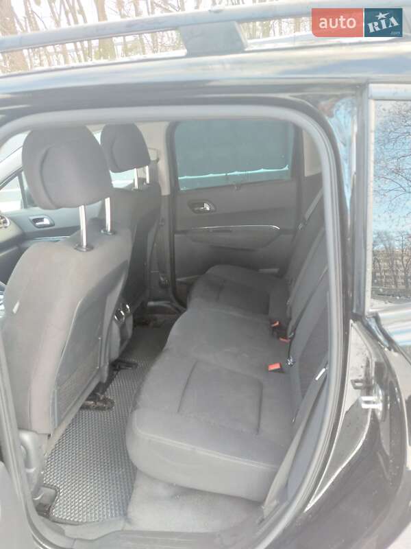 Внедорожник / Кроссовер Peugeot 3008 2015 в Киеве