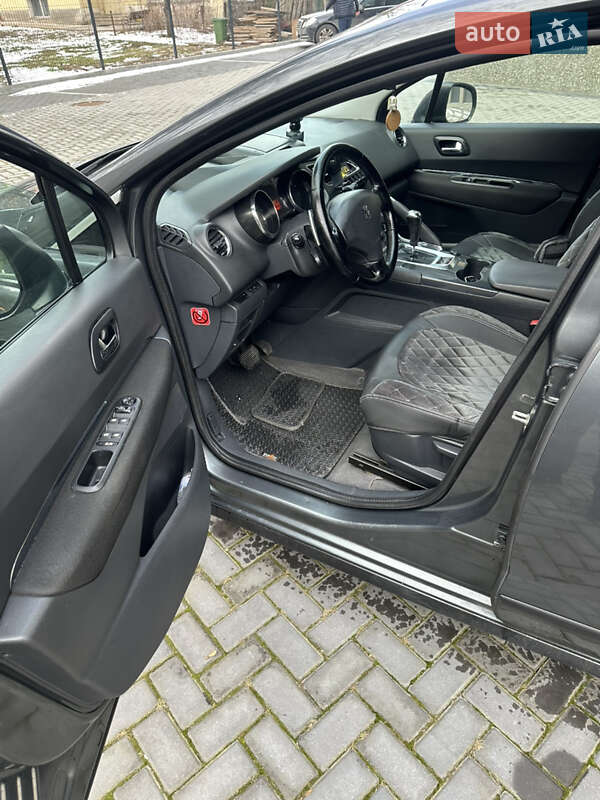 Внедорожник / Кроссовер Peugeot 3008 2011 в Ивано-Франковске