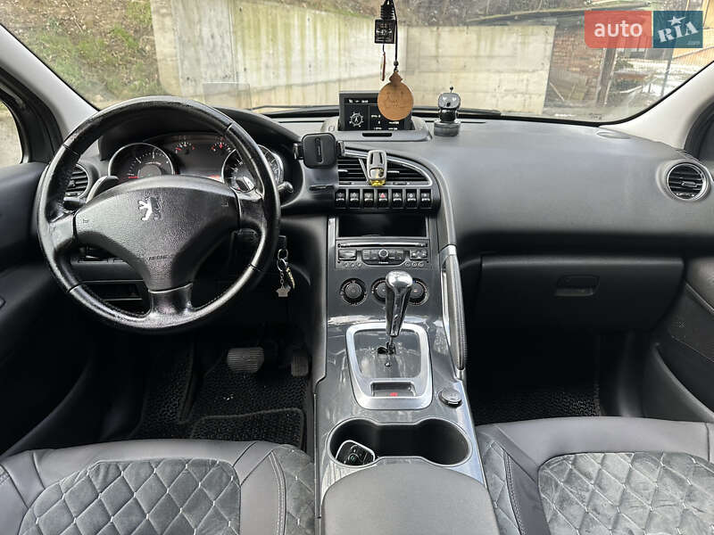 Внедорожник / Кроссовер Peugeot 3008 2011 в Ивано-Франковске