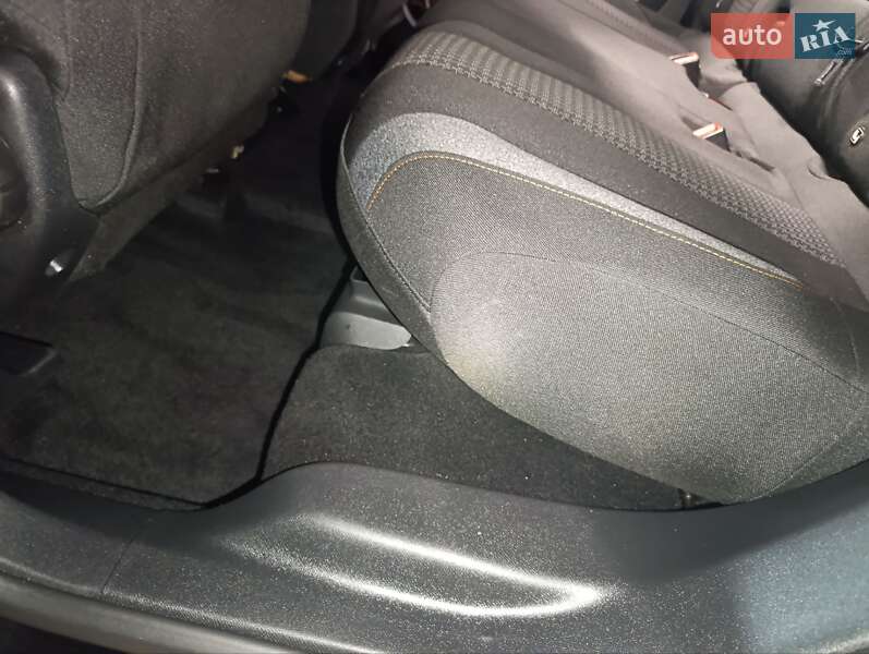 Позашляховик / Кросовер Peugeot 3008 2019 в Тернополі фото 38 Позашляховик / Кросовер Peugeot 3008 2019 в Тернополі