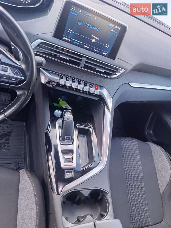 Позашляховик / Кросовер Peugeot 3008 2019 в Тернополі фото 45 Позашляховик / Кросовер Peugeot 3008 2019 в Тернополі