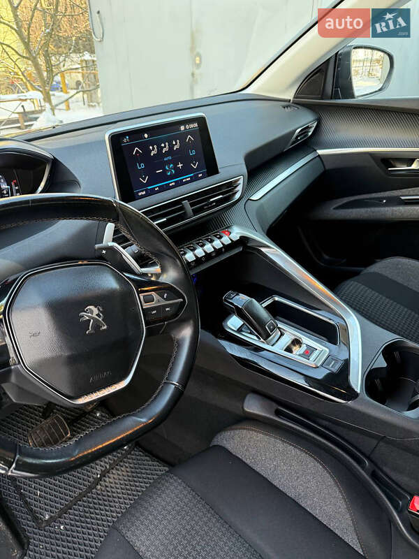 Внедорожник / Кроссовер Peugeot 3008 2018 в Тернополе фото 19 Внедорожник / Кроссовер Peugeot 3008 2018 в Тернополе