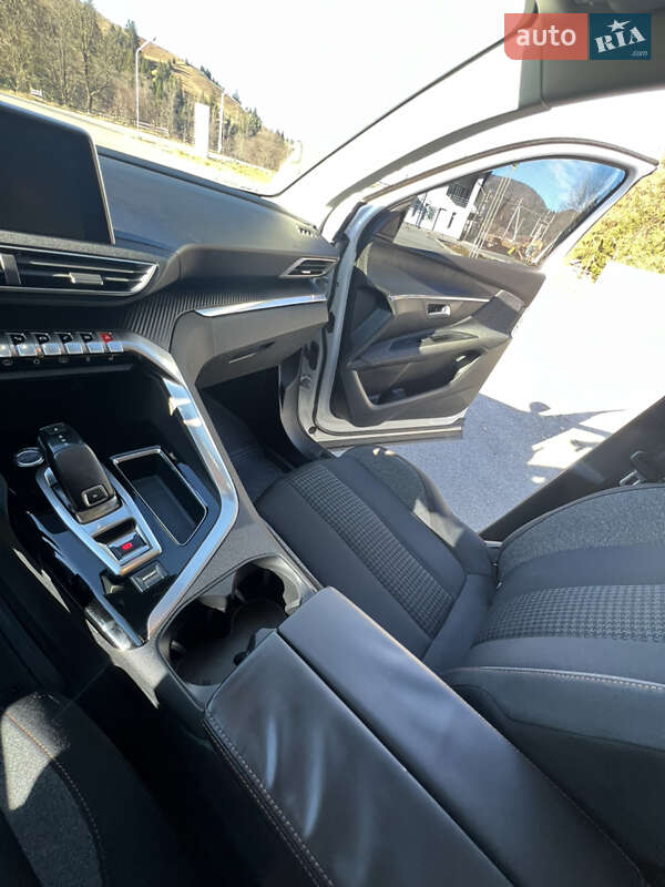 Позашляховик / Кросовер Peugeot 3008 2018 в Верховині