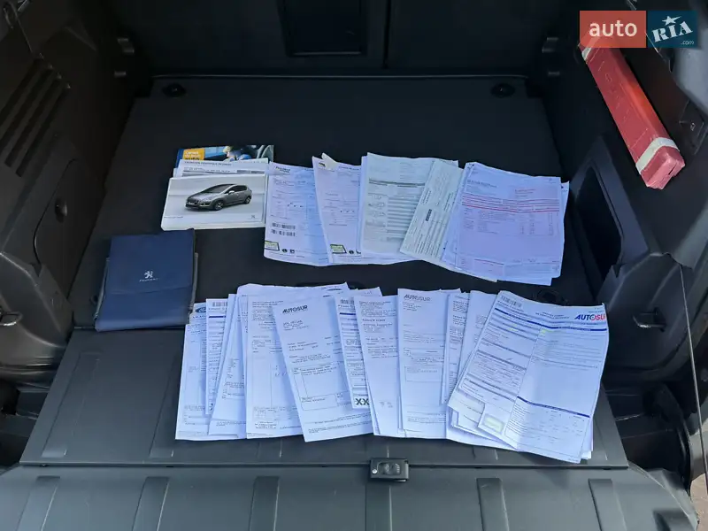 Позашляховик / Кросовер Peugeot 3008 2014 в Стрию документ