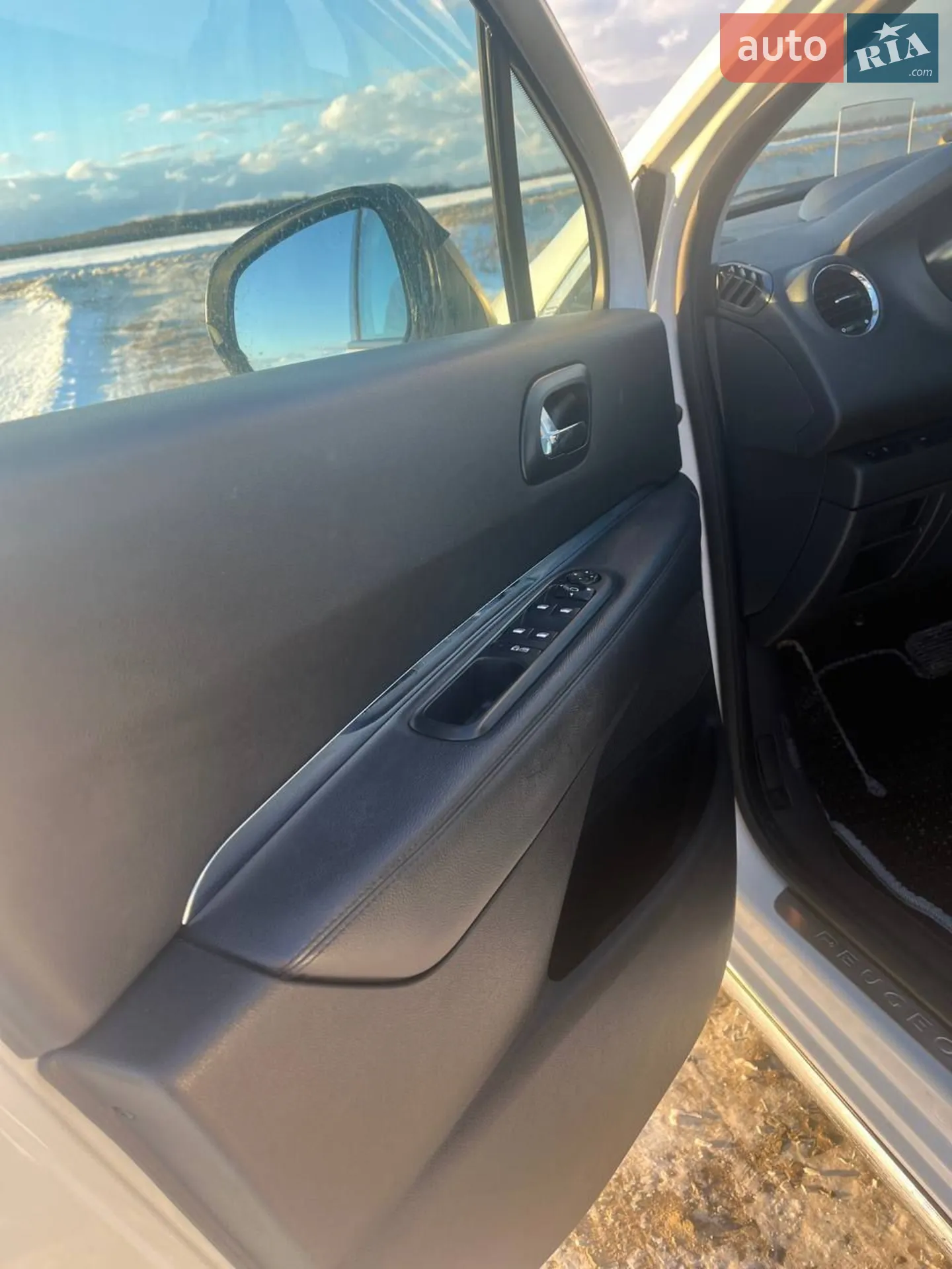 2014 Peugeot 3008 - мініатюра 6