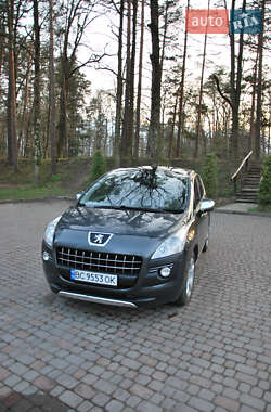 Внедорожник / Кроссовер Peugeot 3008 2012 в Стебнику