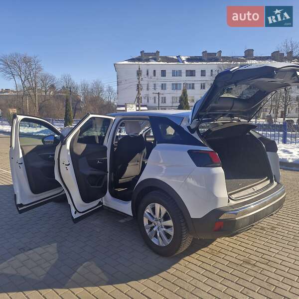 Внедорожник / Кроссовер Peugeot 3008 2017 в Староконстантинове