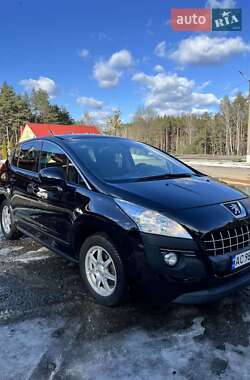Внедорожник / Кроссовер Peugeot 3008 2011 в Маневичах