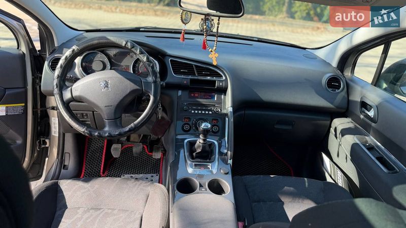 Внедорожник / Кроссовер Peugeot 3008 2011 в Чемеровцах