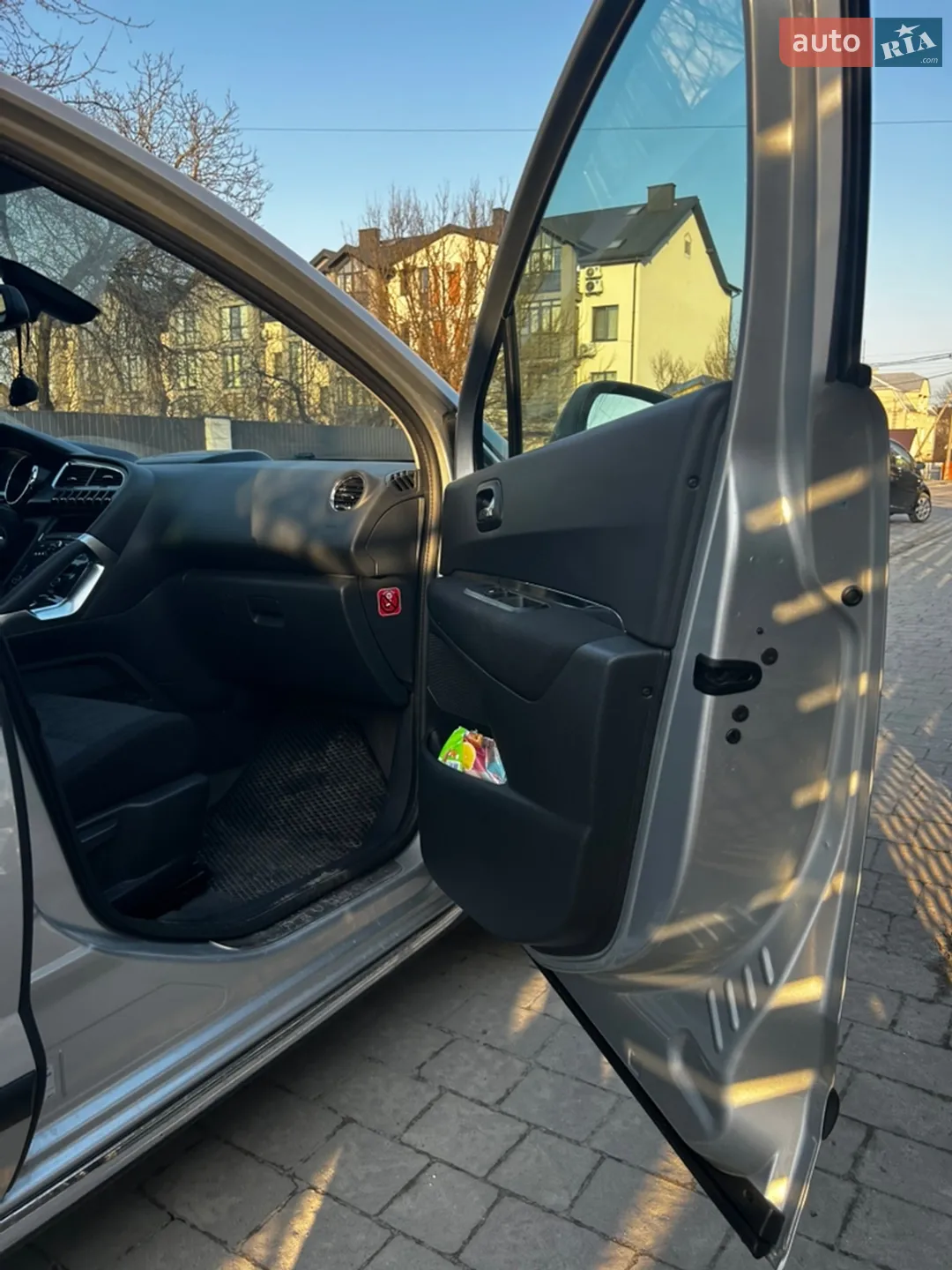 2011 Peugeot 3008 - мініатюра 7