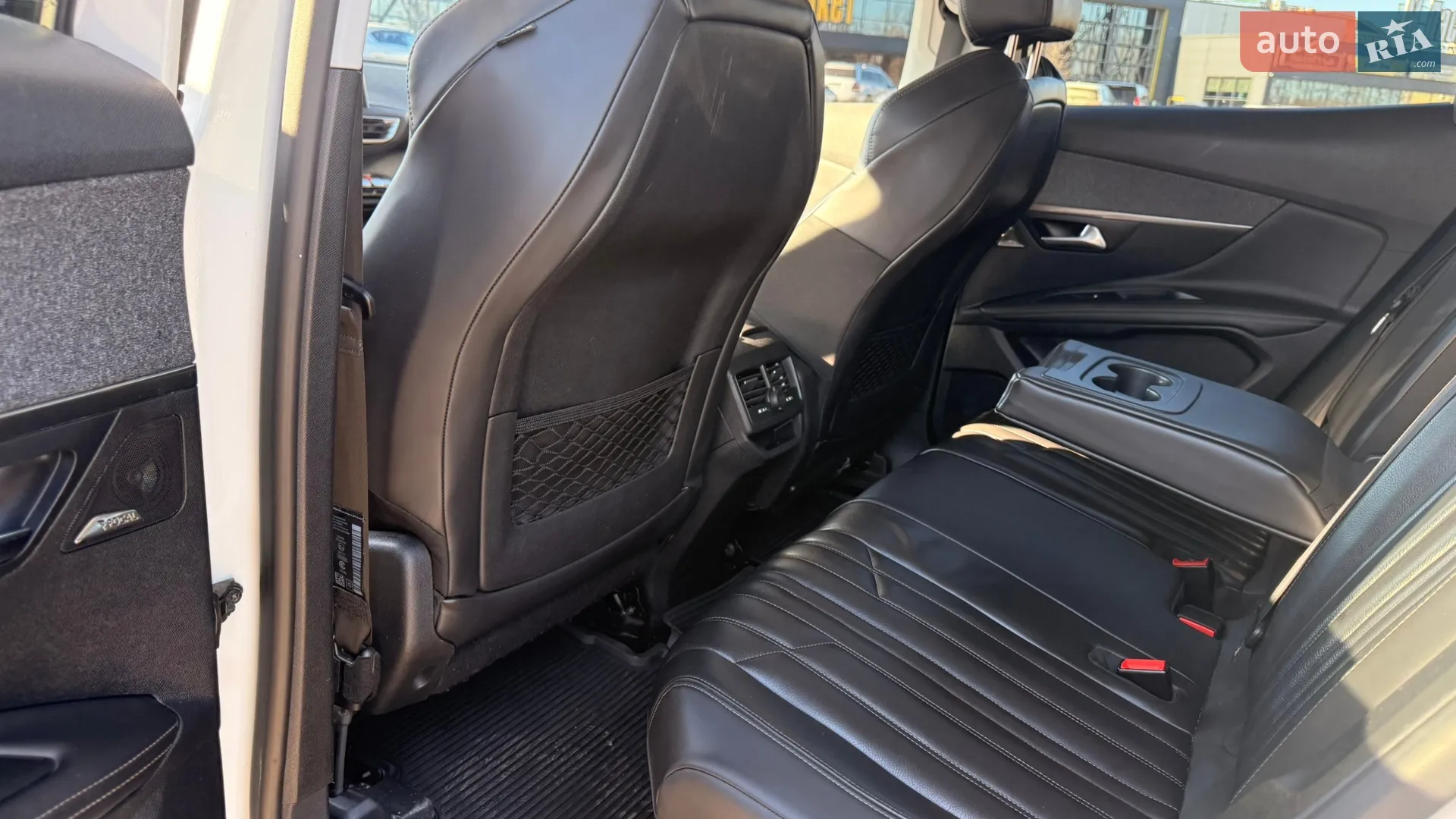 2018 Peugeot 3008 - мініатюра 17