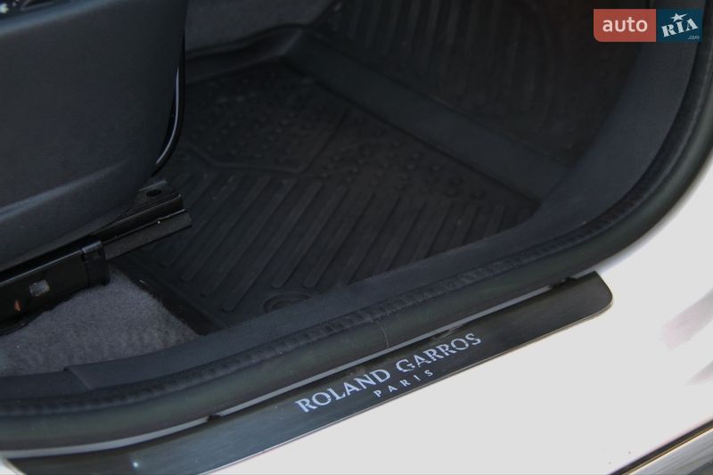 Внедорожник / Кроссовер Peugeot 3008 2013 в Сарнах