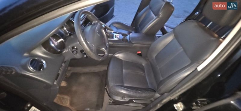 Внедорожник / Кроссовер Peugeot 3008 2010 в Дубно