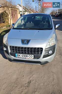 Внедорожник / Кроссовер Peugeot 3008 2010 в Костополе