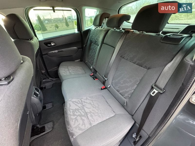 Внедорожник / Кроссовер Peugeot 3008 2013 в Стрые