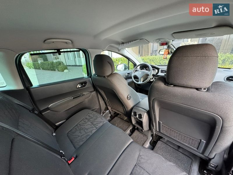 Внедорожник / Кроссовер Peugeot 3008 2013 в Стрые