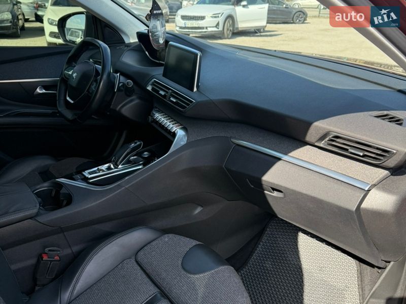 Внедорожник / Кроссовер Peugeot 3008 2018 в Кропивницком