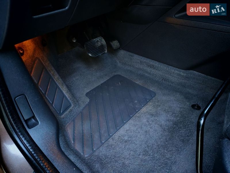 Внедорожник / Кроссовер Peugeot 3008 2013 в Стрые