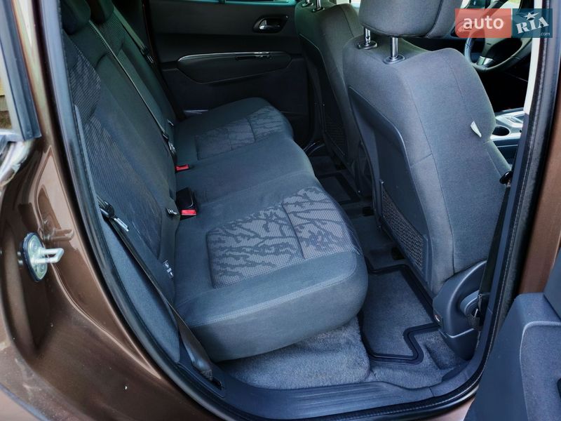 Внедорожник / Кроссовер Peugeot 3008 2013 в Стрые