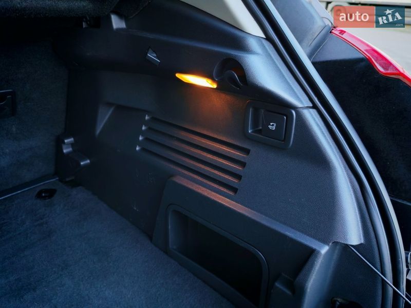 Внедорожник / Кроссовер Peugeot 3008 2013 в Стрые