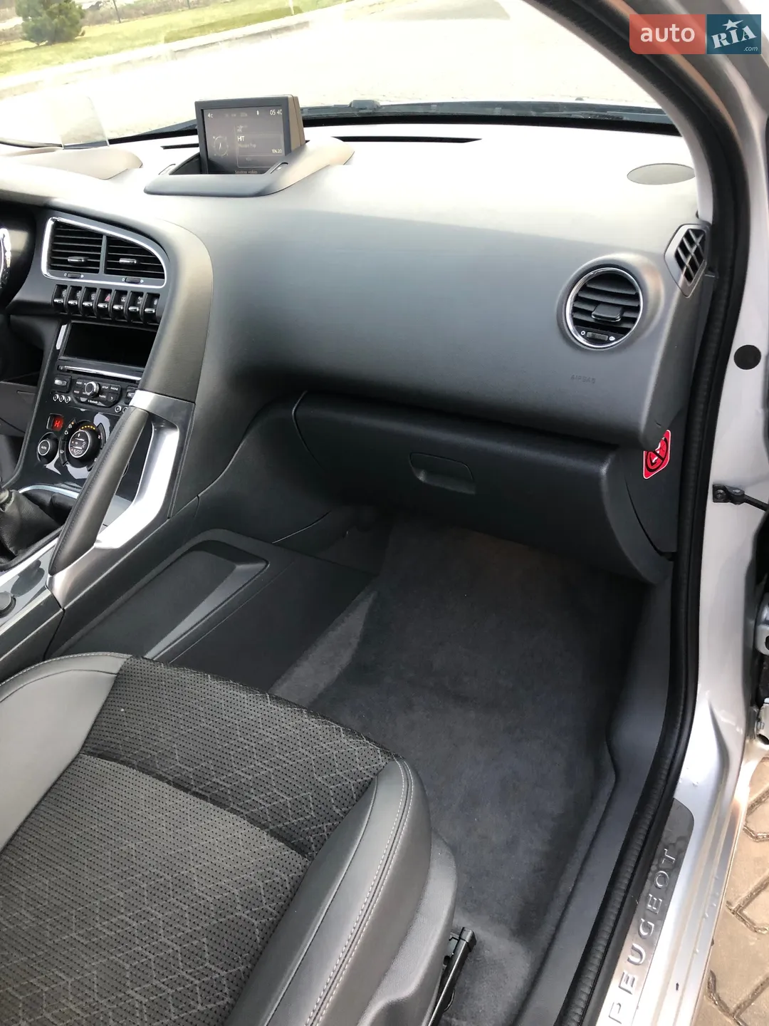 2016 Peugeot 3008 - мініатюра 23