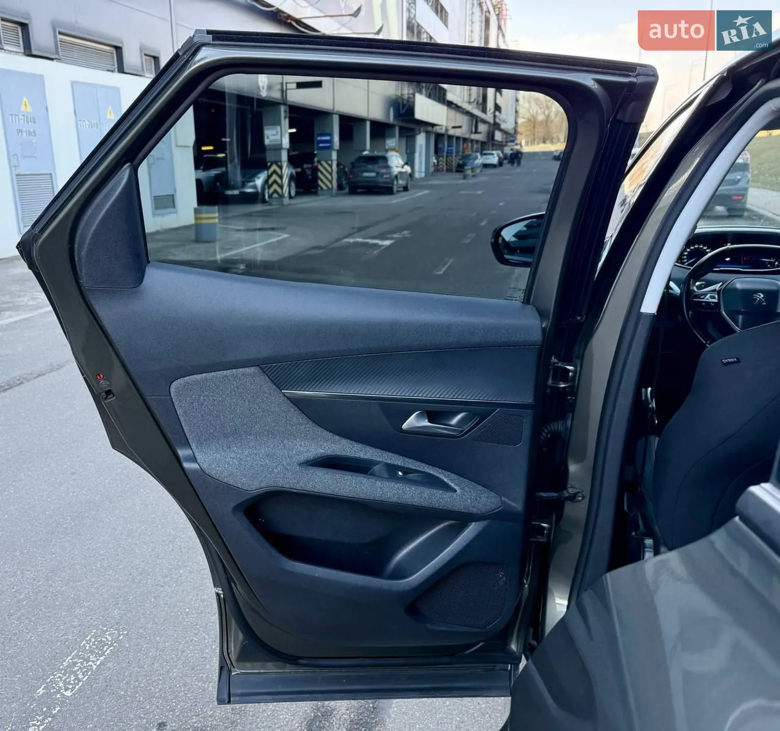 2017 Peugeot 3008 - мініатюра 38