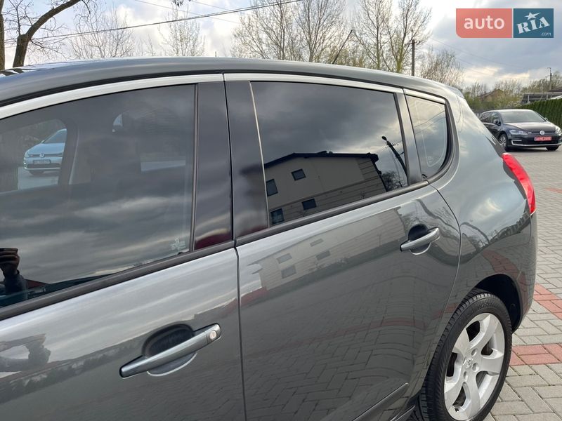 Внедорожник / Кроссовер Peugeot 3008 2011 в Золочеве