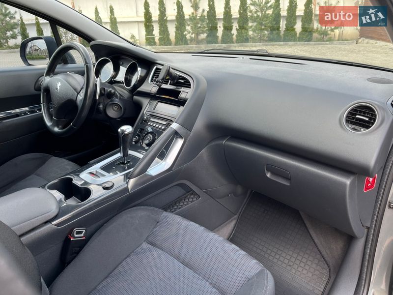 Внедорожник / Кроссовер Peugeot 3008 2011 в Золочеве