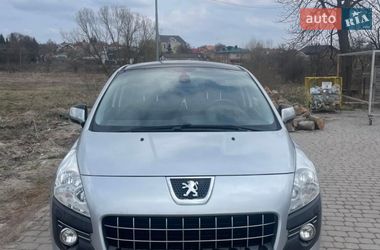 Позашляховик / Кросовер Peugeot 3008 2010 в Львові