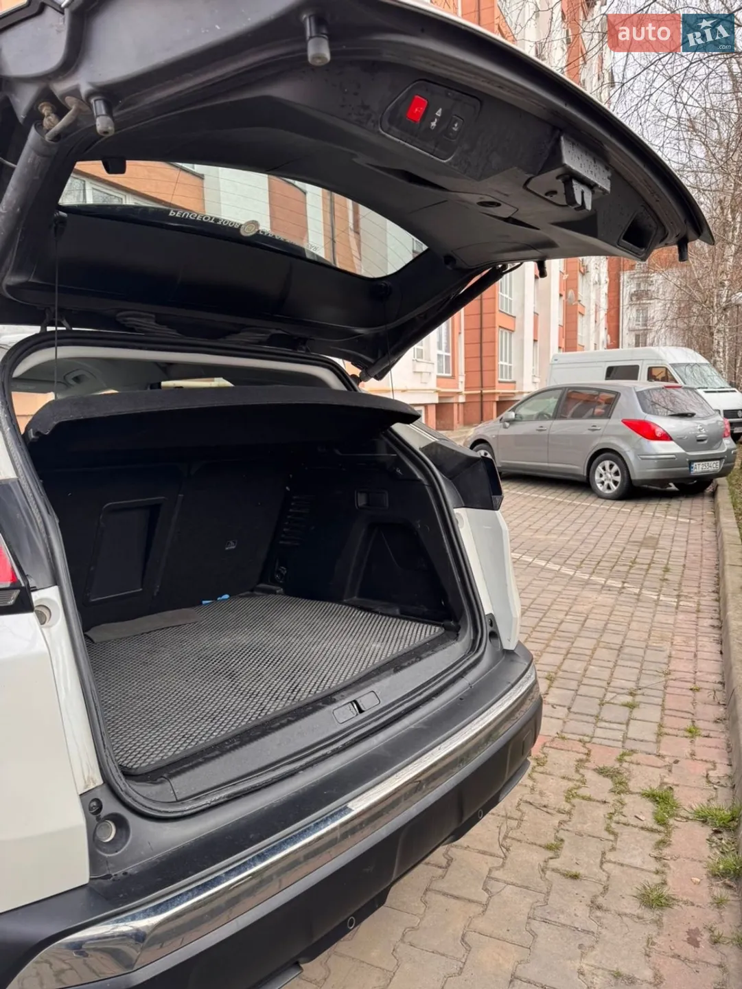 2017 Peugeot 3008 - мініатюра 40