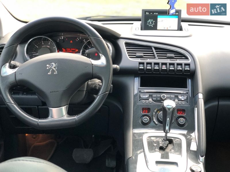 Внедорожник / Кроссовер Peugeot 3008 2015 в Львове