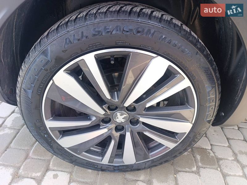 Внедорожник / Кроссовер Peugeot 3008 2019 в Вишневце