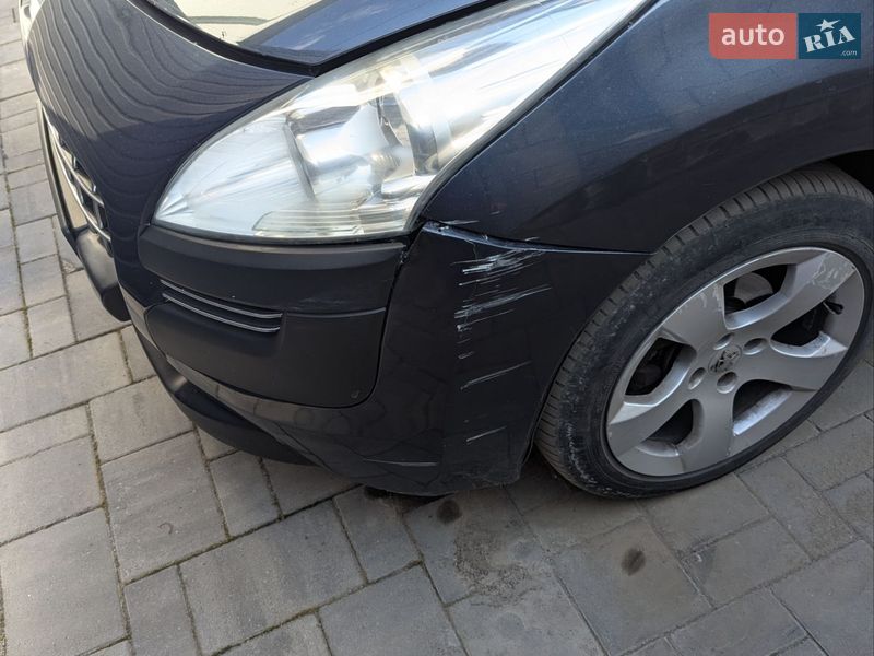 Внедорожник / Кроссовер Peugeot 3008 2011 в Ровно