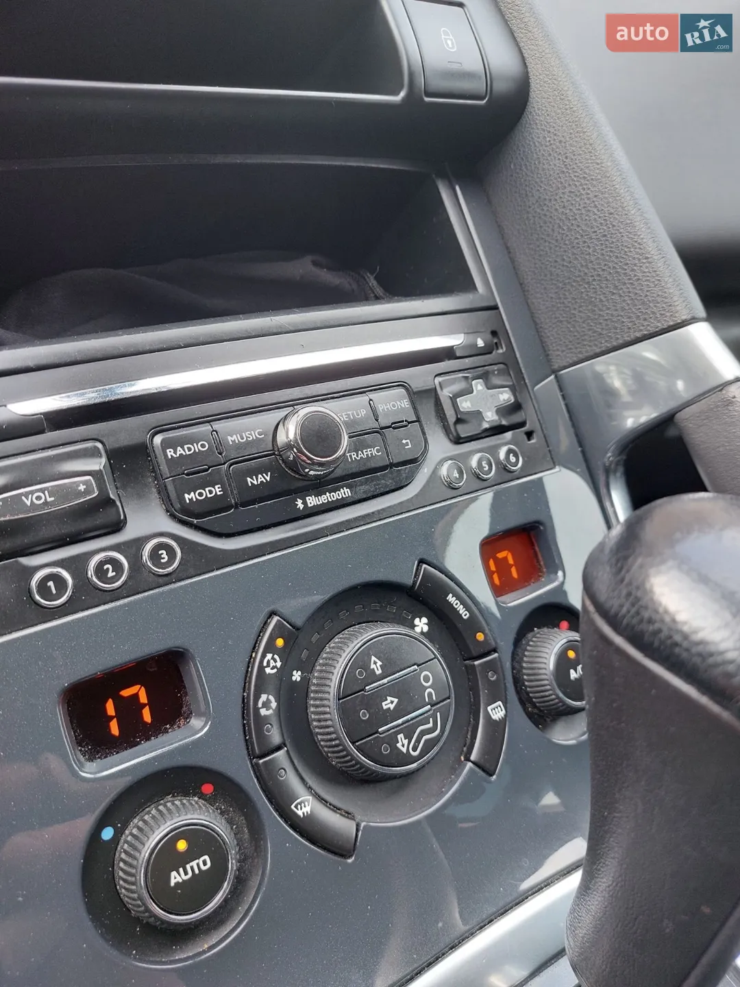 2015 Peugeot 3008 - мініатюра 15