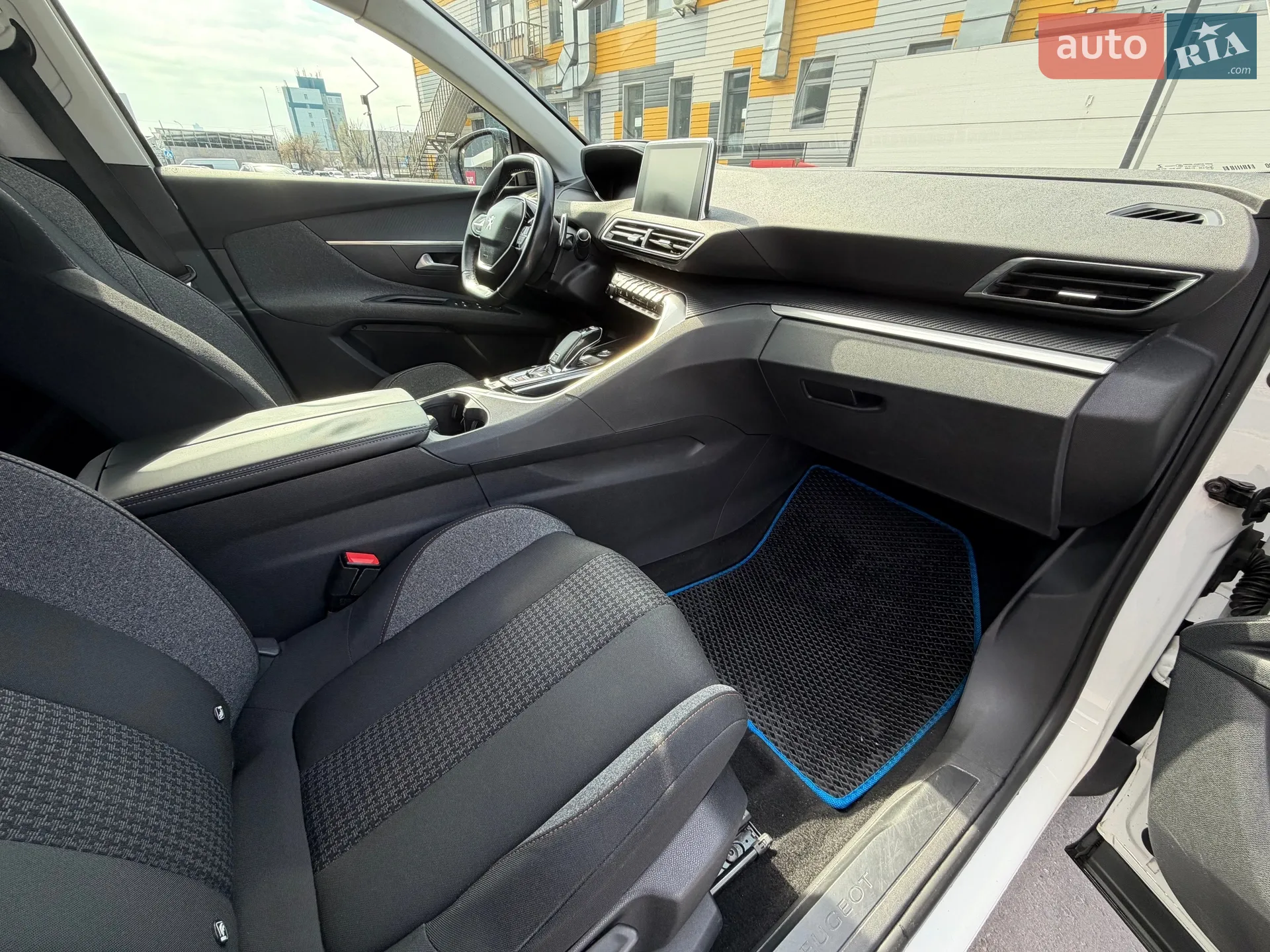 2017 Peugeot 3008 - мініатюра 8