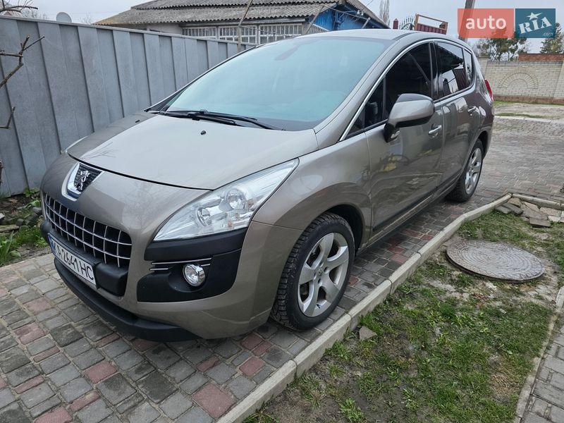 Peugeot 3008 2011