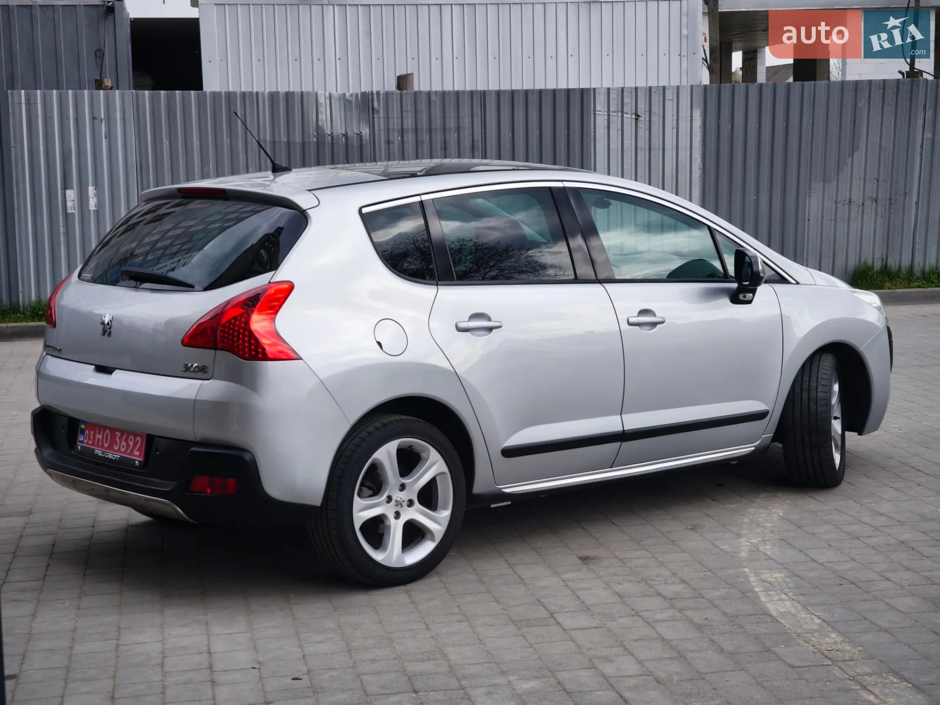 2011 Peugeot 3008 - мініатюра 2